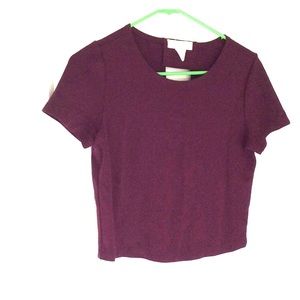 Casual shirt with open back details